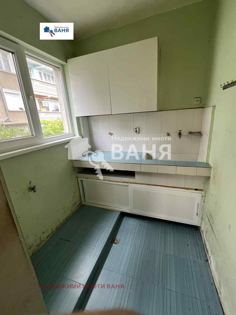 Продава  Етаж от къща област Пловдив , гр. Карлово , 190 кв.м | 60279844 - изображение [13]