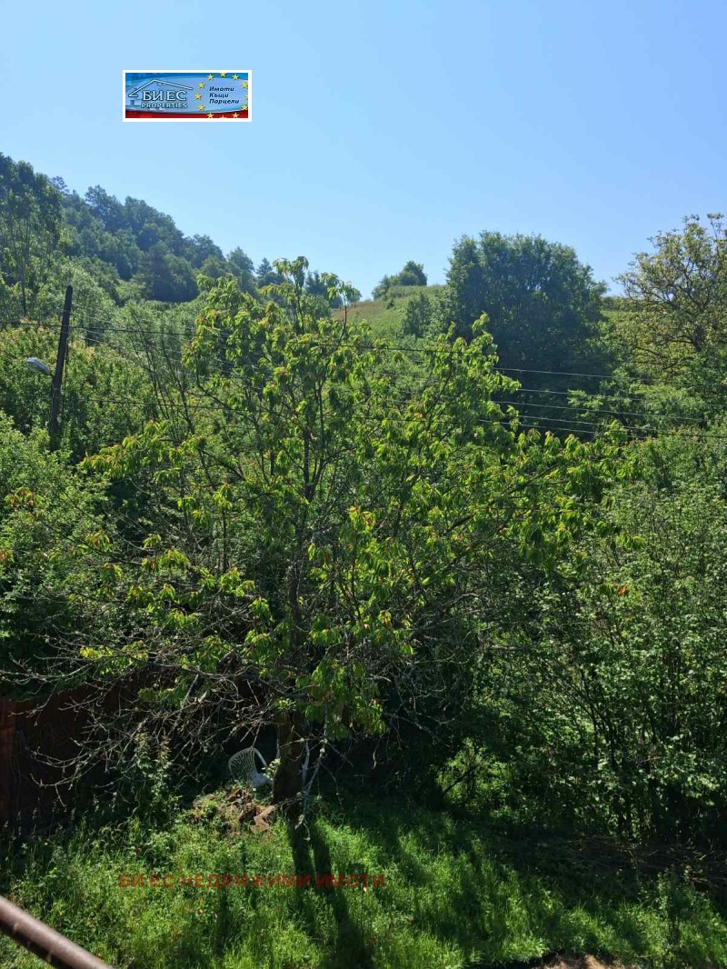 Продава КЪЩА, с. Филиповци, област Перник, снимка 15 - Къщи - 52352749