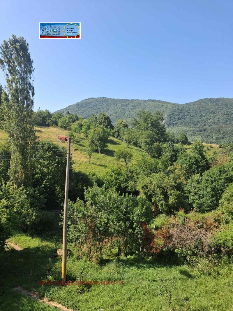 Продава КЪЩА, с. Филиповци, област Перник, снимка 16 - Къщи - 52352749