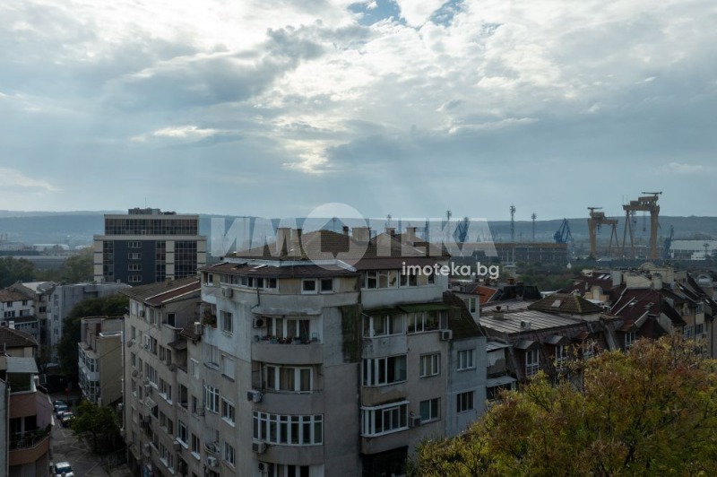 Продава 3-СТАЕН, гр. Варна, Операта, снимка 6 - Апартаменти - 52413381