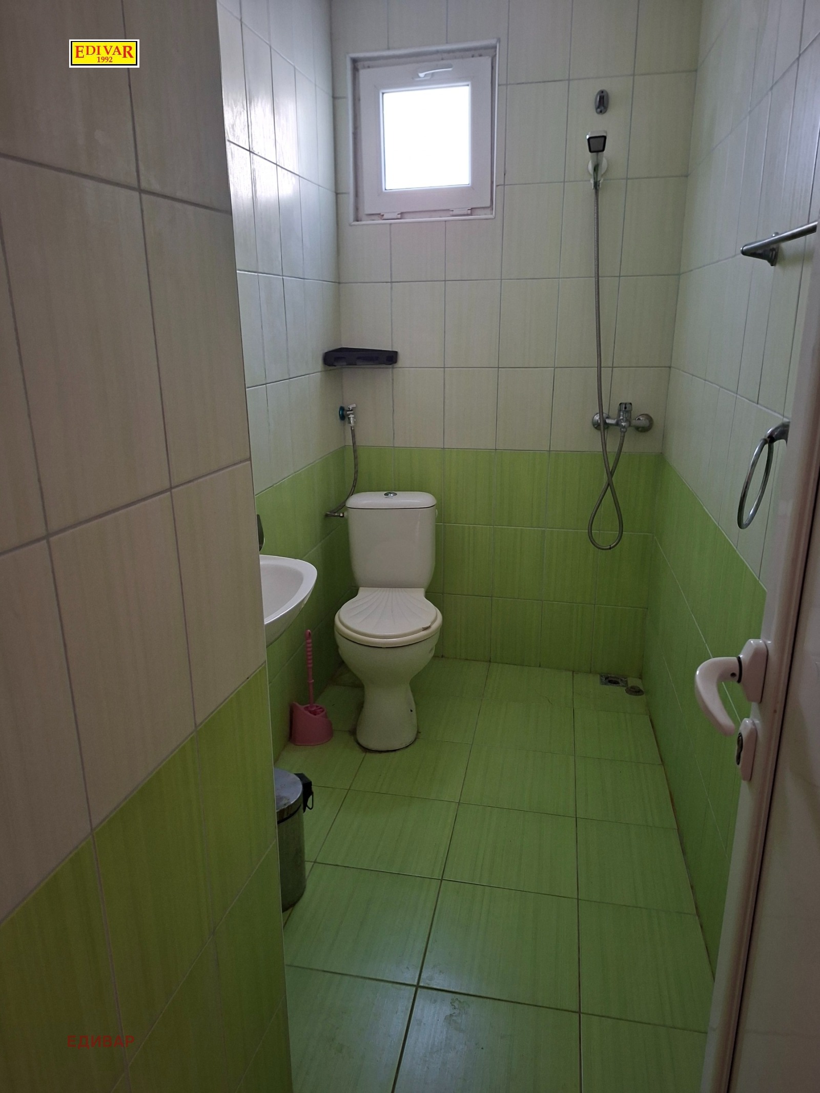 Продава КЪЩА, гр. Каварна, област Добрич, снимка 5 - Къщи - 53559186