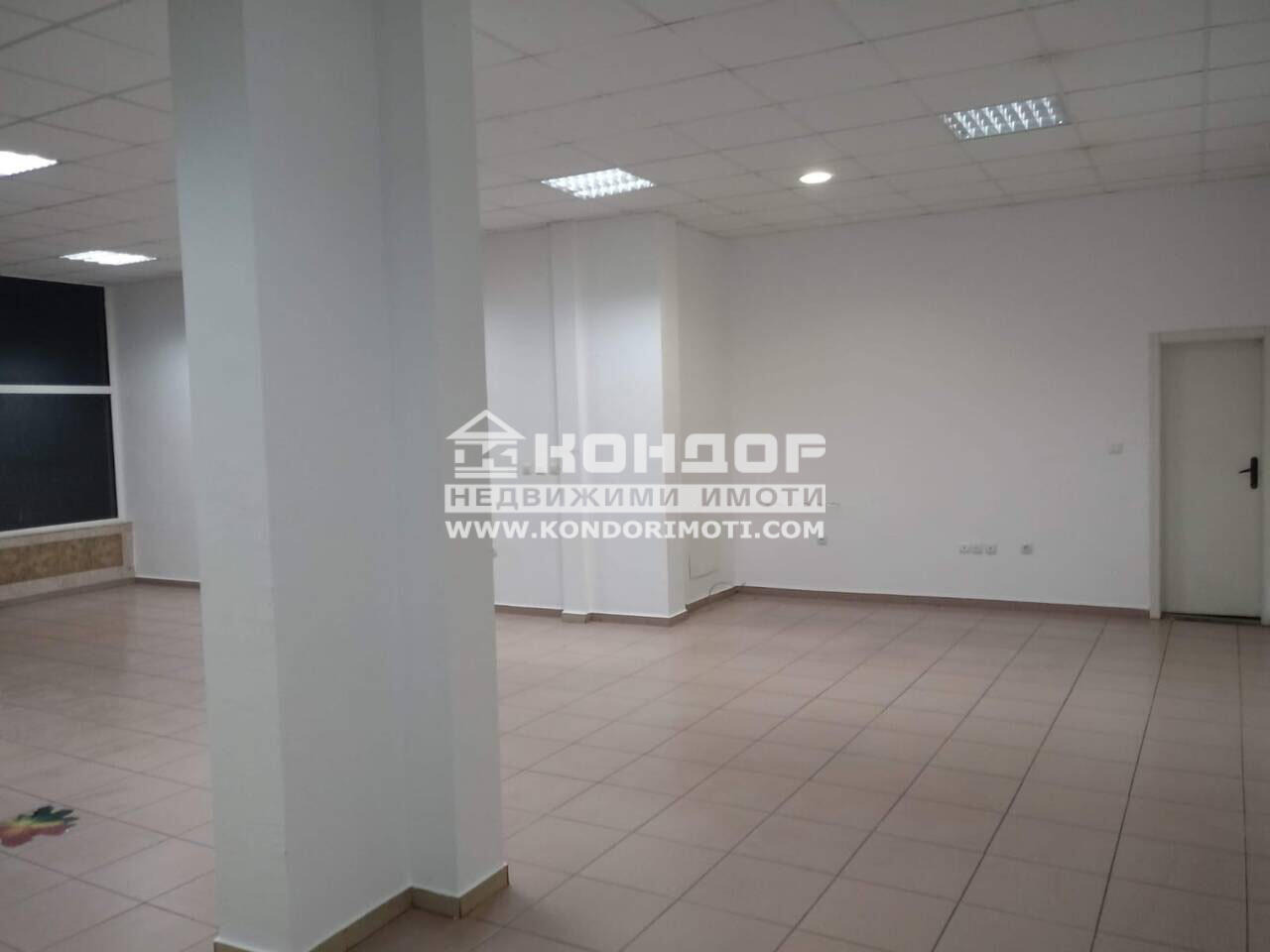Продава МАГАЗИН, гр. Пловдив, Кючук Париж, снимка 3 - Магазини - 55528990
