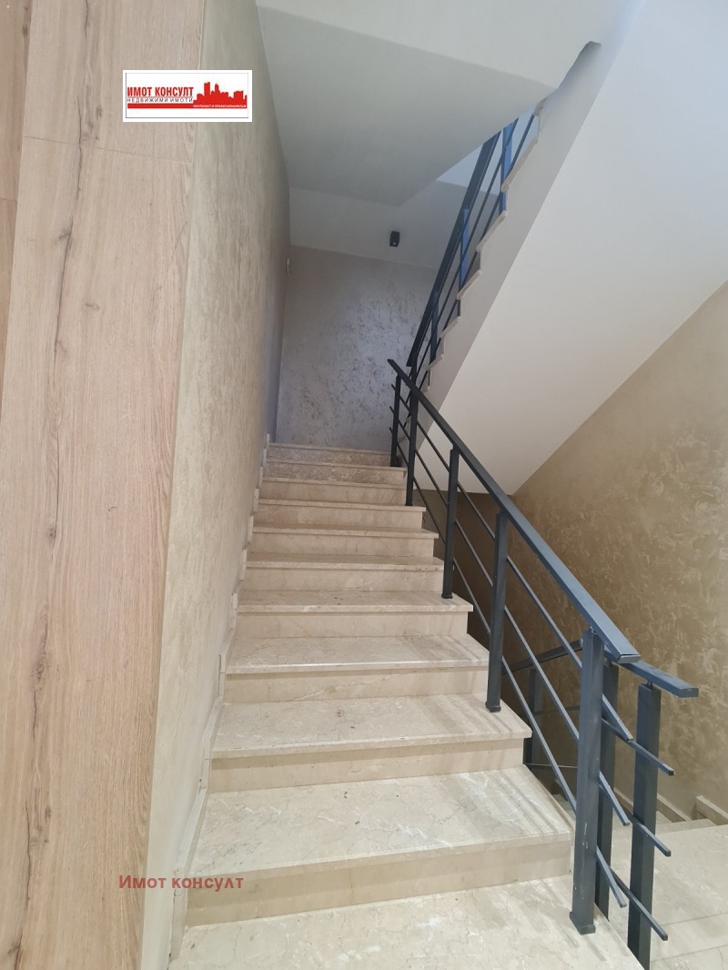 De vânzare  2 dormitoare Plovdiv , Țentâr , 105 mp | 86324012 - imagine [7]