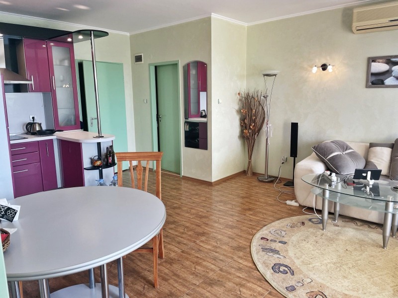 Na prodej  2 ložnice oblast Burgas , Nesebar , 100 m2 | 37732228 - obraz [5]