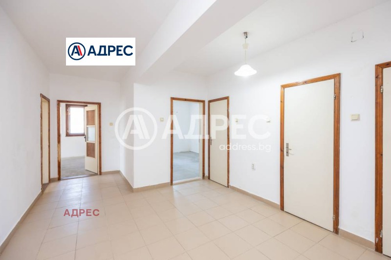 Te koop  3+ slaapkamer Varna , Vazrazjdane 2 , 130 m² | 68870515 - afbeelding [13]
