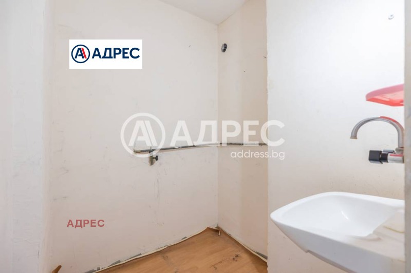 Te koop  3+ slaapkamer Varna , Vazrazjdane 2 , 130 m² | 68870515 - afbeelding [15]