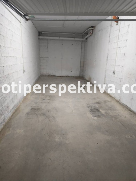Продава ГАРАЖ, ПАРКОМЯСТО, гр. Пловдив, Кючук Париж