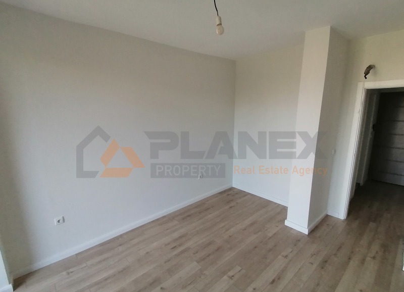 De vânzare  1 dormitor Varna , Briz , 70 mp | 23697138 - imagine [4]