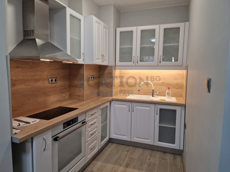 Продава  3-стаен град Варна , Погреби , 95 кв.м | 17795089 - изображение [2]