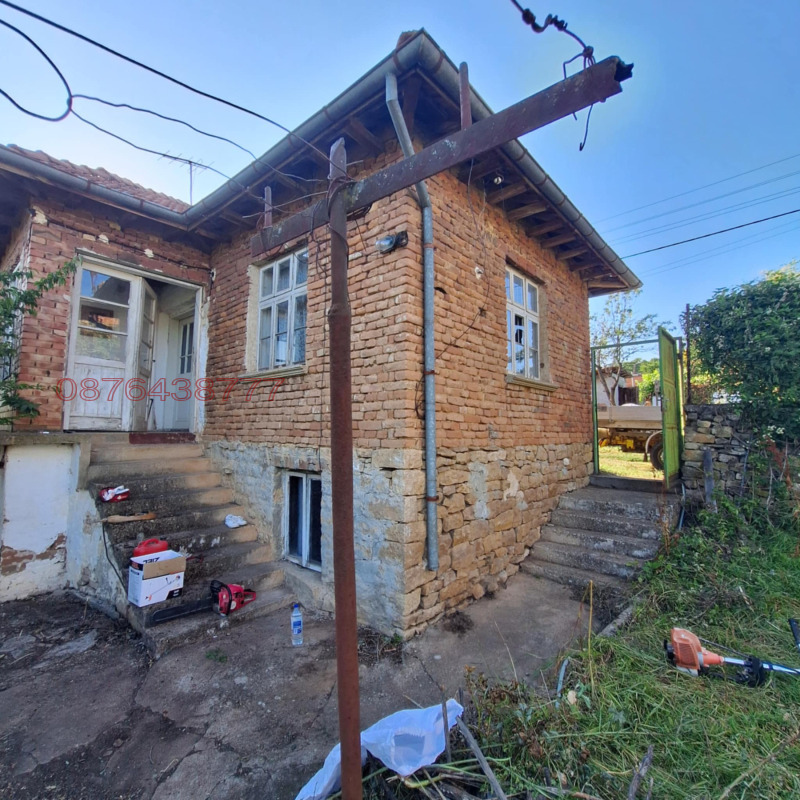 Продава КЪЩА, с. Коевци, област Велико Търново