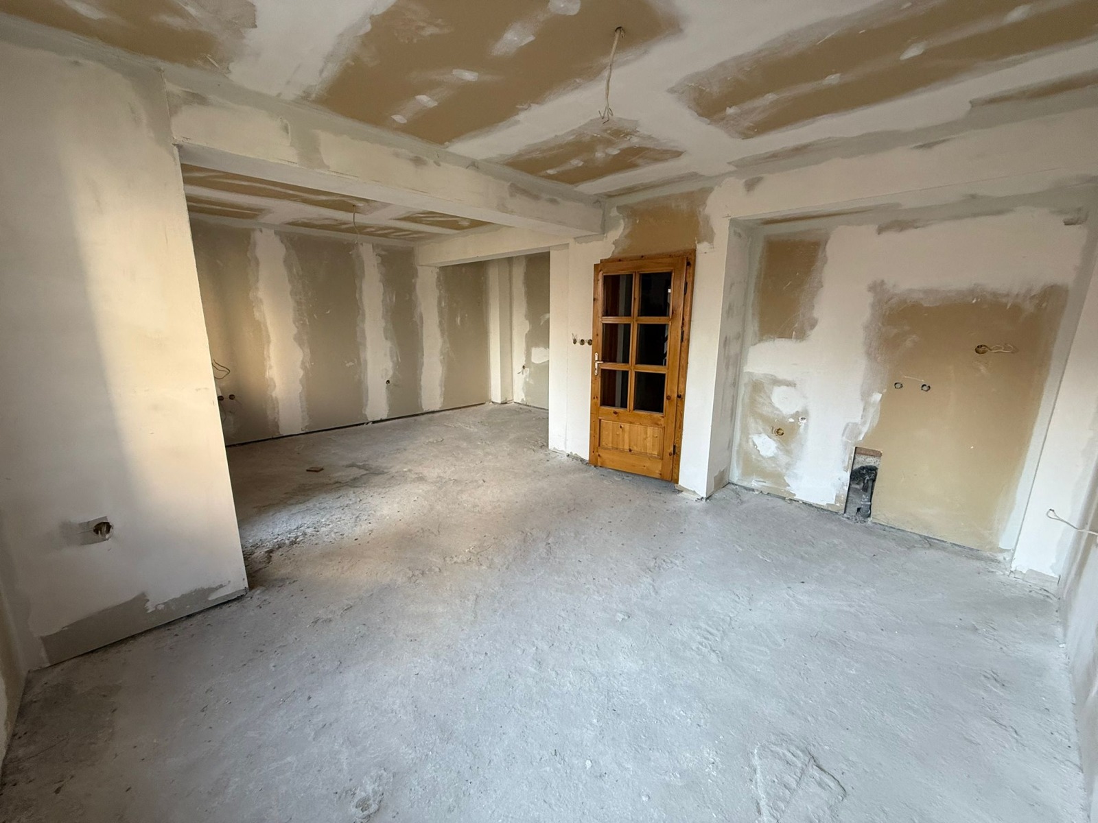 Продава 2-СТАЕН, гр. Велинград, област Пазарджик, снимка 2 - Апартаменти - 52130086