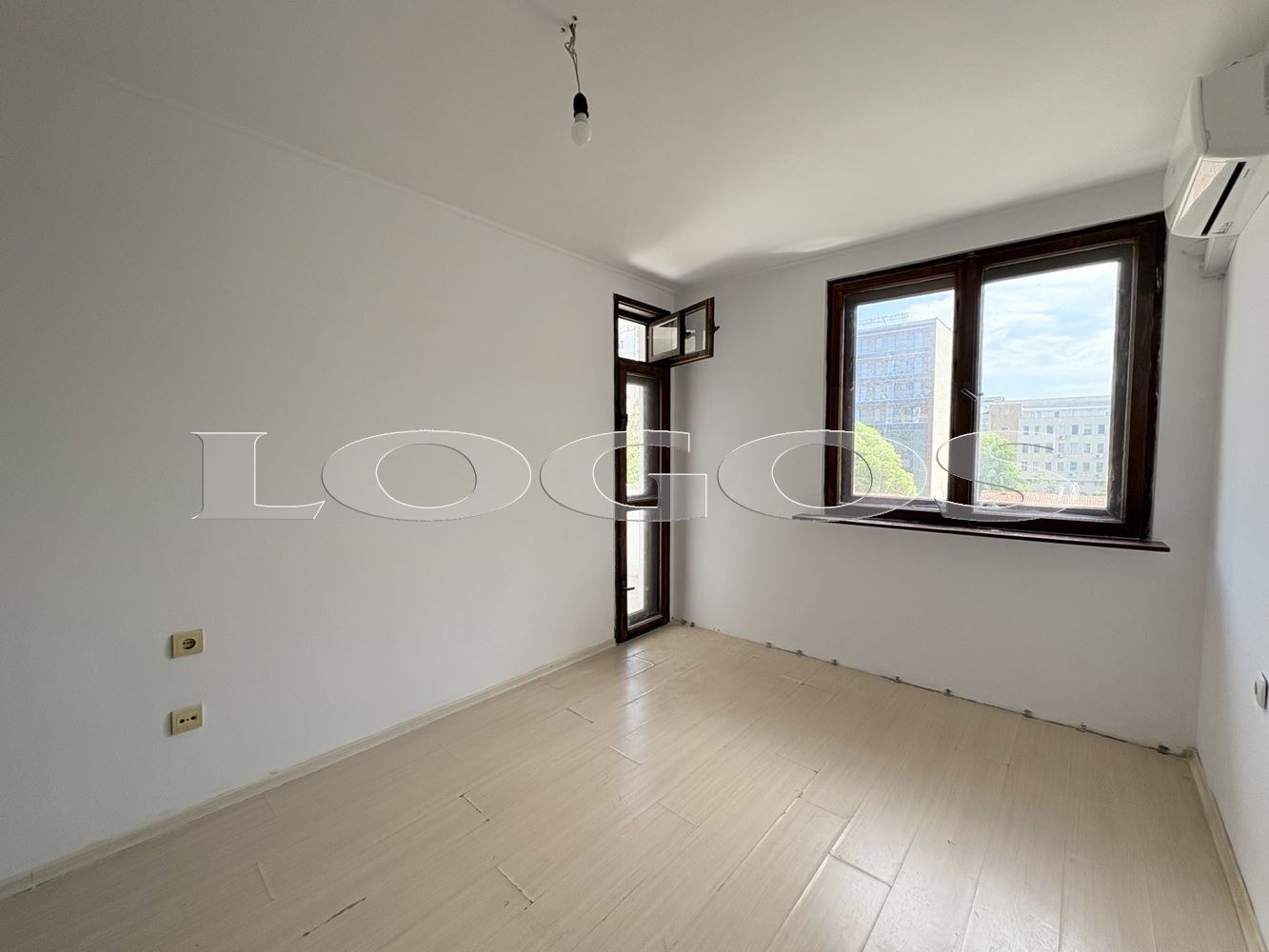 Продава 2-СТАЕН, гр. Варна, Център, снимка 4 - Апартаменти - 54604101