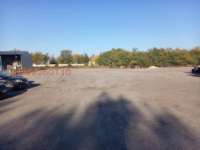 Продава ПАРКИНГ в област Пловдив, с. Граф Игнатиево - 2500 кв.м / 375 000 € » 733 436.25 лв.