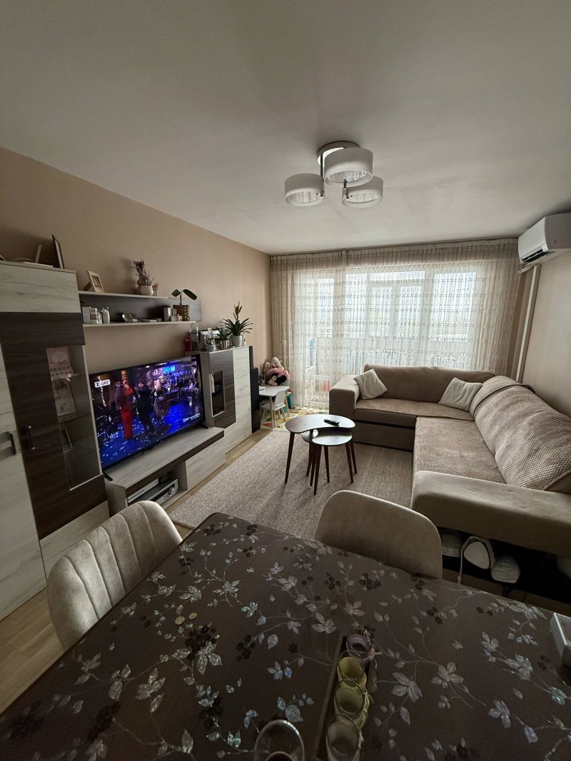 Продава  2-стаен, град Шумен, Боян Българанов 1 •  185 000 лв. • ID 31223686 — holmes.bg - [1] 