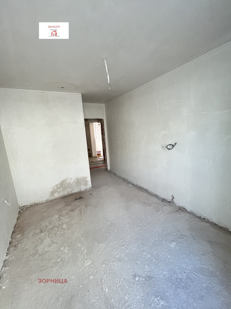 En venta  1 dormitorio Sofia , Mladost 1 , 84 metros cuadrados | 24540152 - imagen [11]