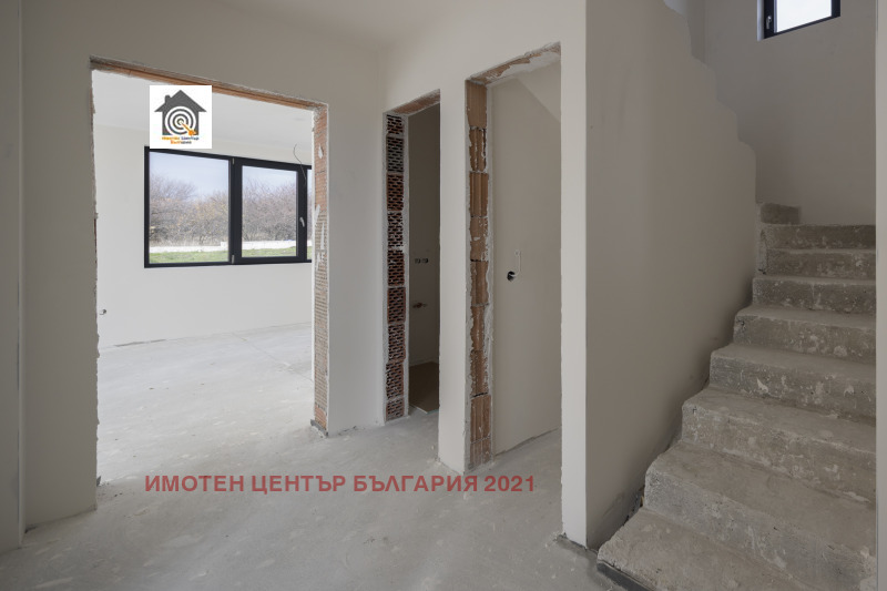Продава КЪЩА, с. Пожарево, област София област, снимка 4 - Къщи - 52627439
