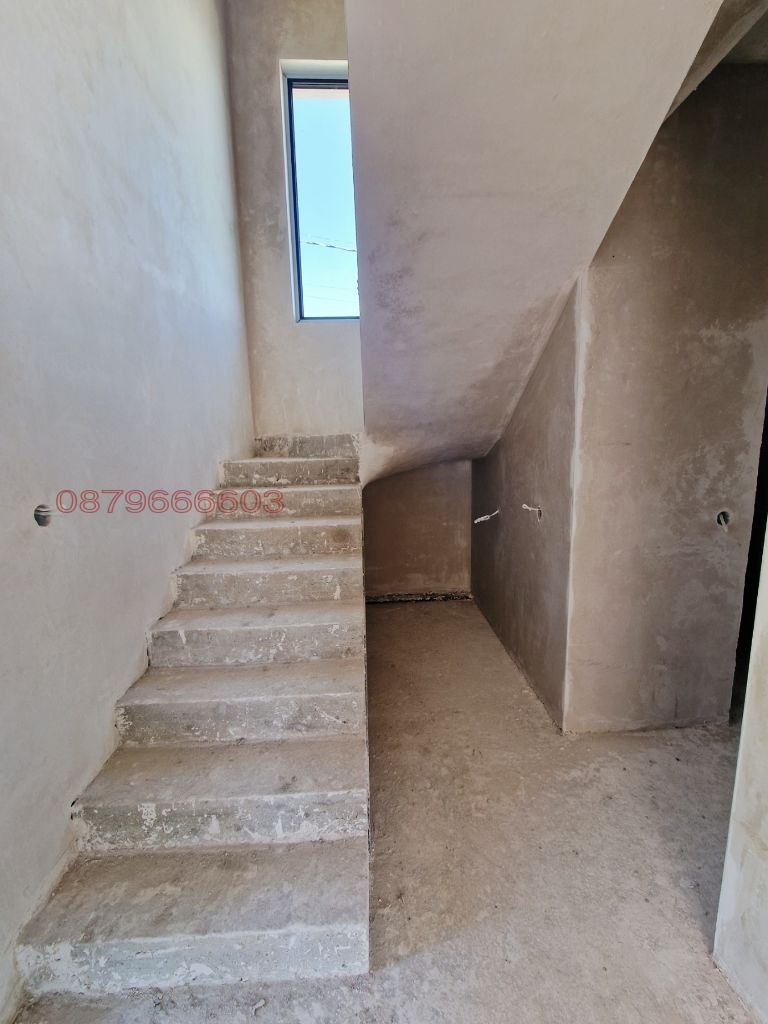 Продава КЪЩА, гр. Божурище, област София област, снимка 9 - Къщи - 56123854