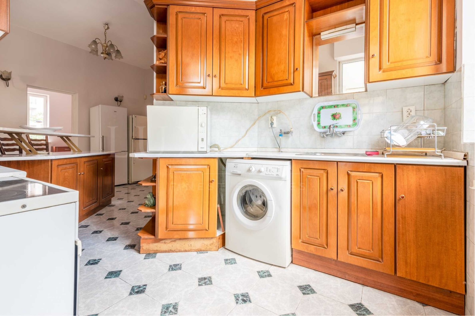 Продава 3-СТАЕН, гр. София, Център, снимка 3 - Апартаменти - 53999011