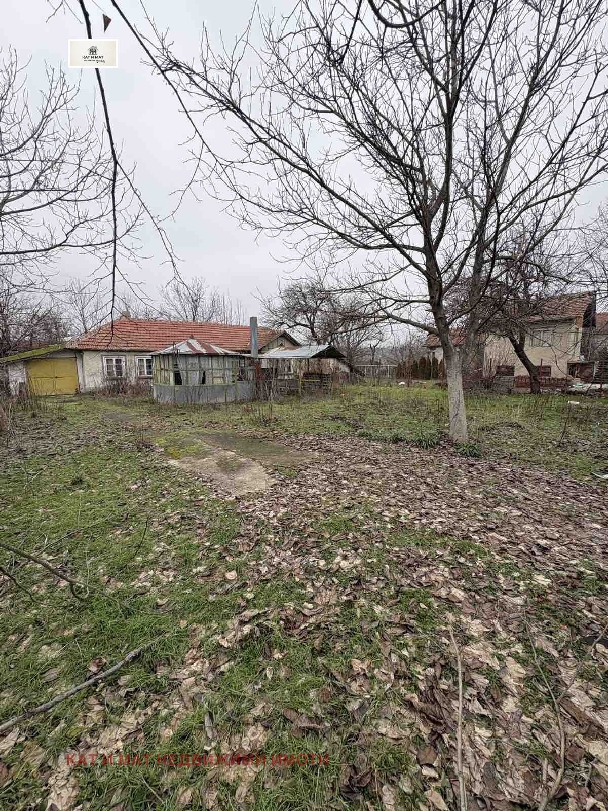 Продава КЪЩА, с. Червена вода, област Русе