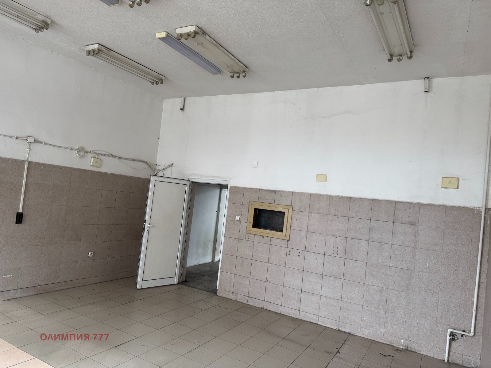 Продава МАГАЗИН, гр. Плевен, Индустриална зона - Изток, снимка 5 - Магазини - 55690304
