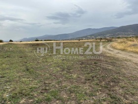 Land Belashtitsa, region Plovdiv 3