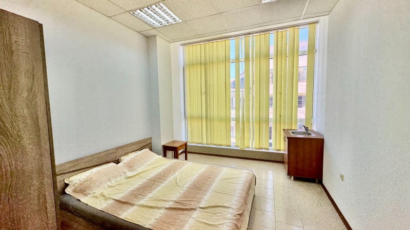 Продава ОФИС, град Добрич, Център • 24450 € • 14002364 — Holmes.bg