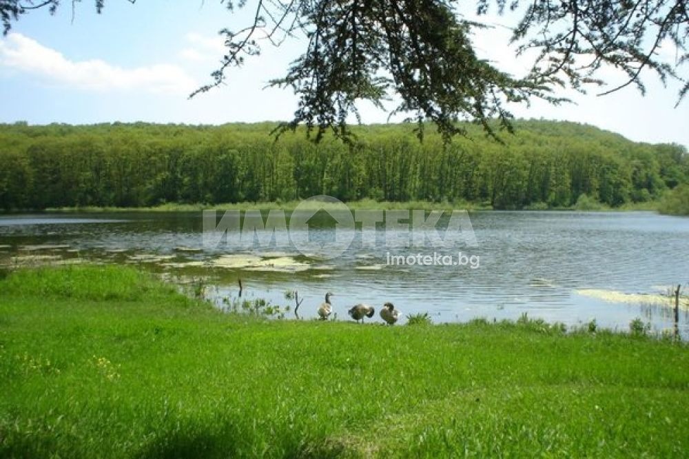 Продава ПАРЦЕЛ, с. Здравец, област Варна