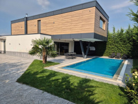 Продава  Къща, с. Марково