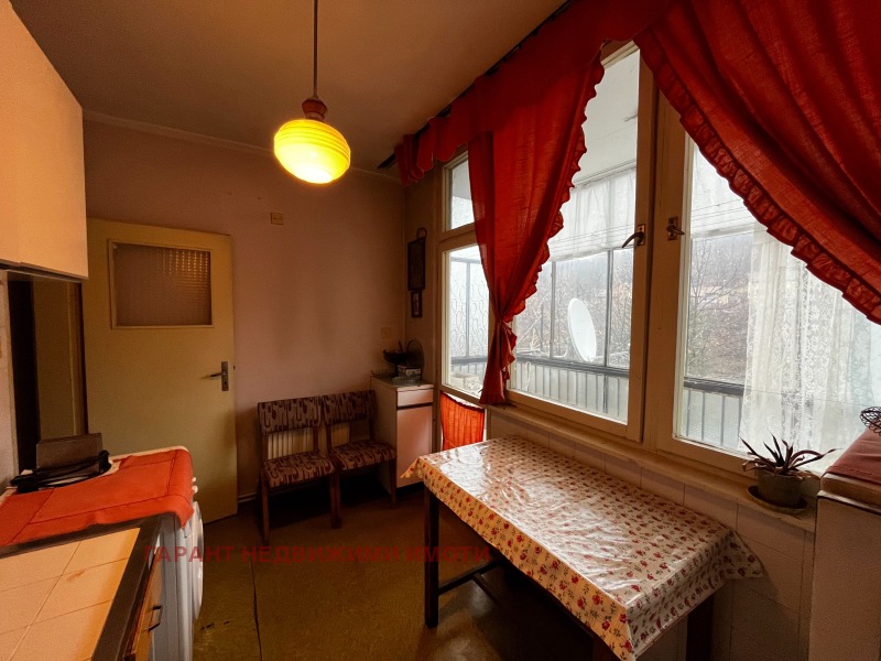 Продава 3-СТАЕН, гр. Габрово, Бичкиня, снимка 3 - Апартаменти - 52536010