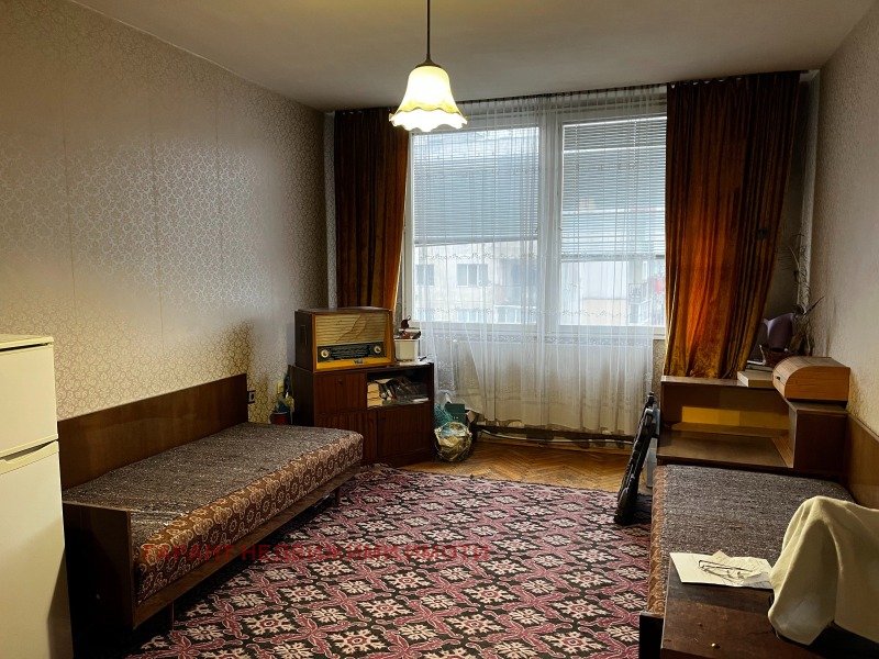 Продава 3-СТАЕН, гр. Габрово, Бичкиня, снимка 4 - Апартаменти - 52536010