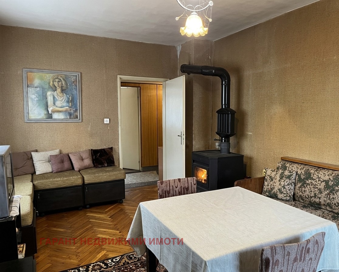 Продава 3-СТАЕН, гр. Габрово, Бичкиня, снимка 2 - Апартаменти - 52981779