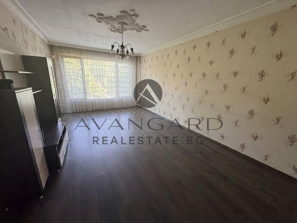 Продава 3-СТАЕН, гр. Пловдив, Кючук Париж