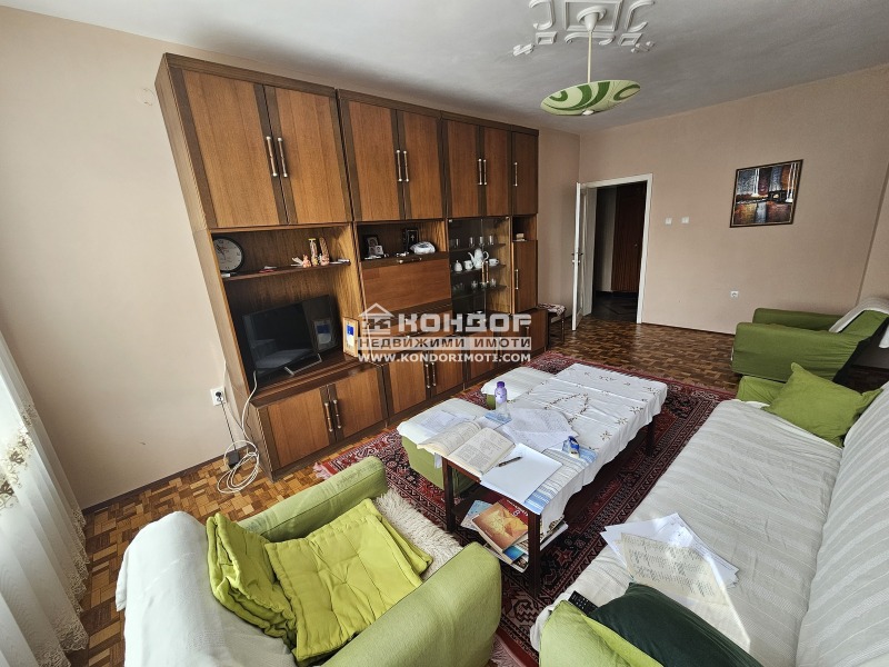 Te koop  2 slaapkamers Plovdiv , Christo Smirnenski , 160 m² | 61968893 - afbeelding [2]