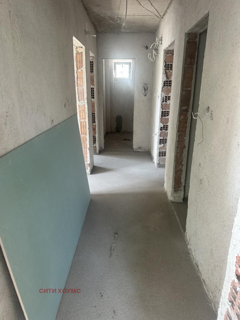 Продава  3-стаен град Кърджали , Байкал , 105 кв.м | 50213068 - изображение [2]