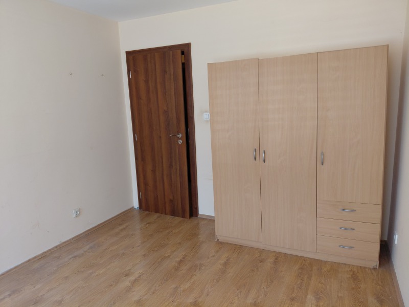 Продава  3-стаен град София , Изгрев , 118 кв.м | 24260025 - изображение [12]