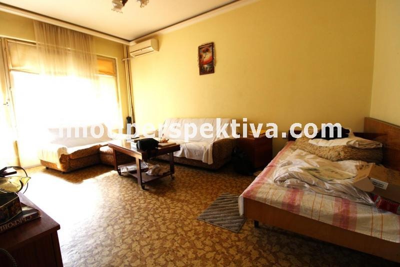 Продава 3-СТАЕН, гр. Пловдив, Кючук Париж, снимка 3 - Апартаменти - 53537936