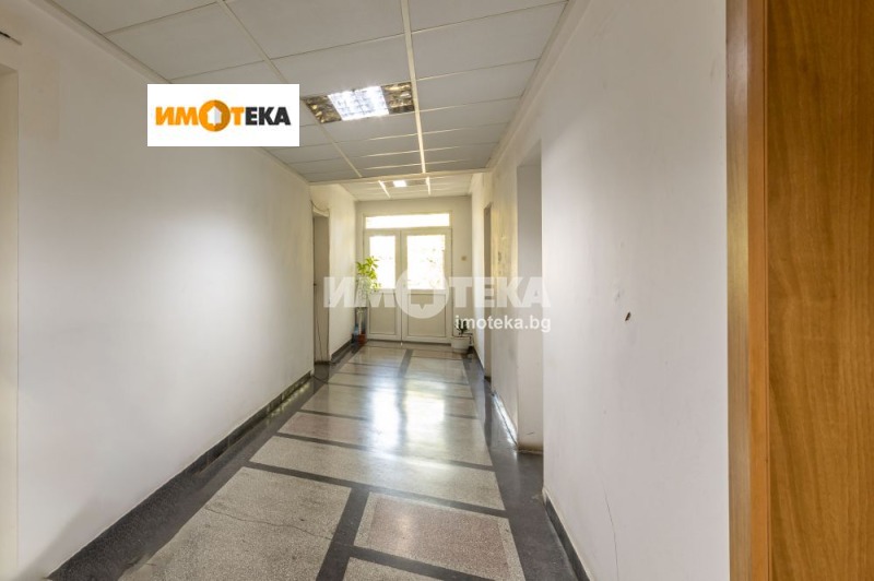 Продава  Офис град Варна , Завод Дружба , 353 кв.м | 22491430 - изображение [10]