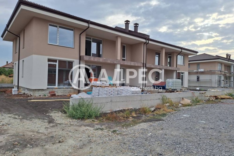 Til salgs  Hus Sofia , Mramor , 262 kvm | 98001560