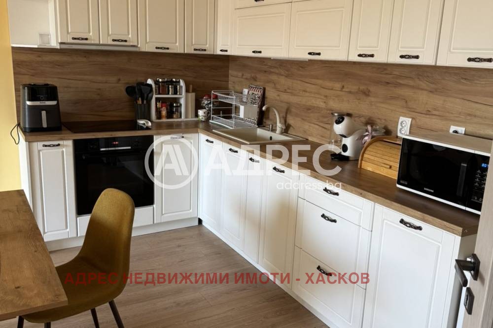 Продава 2-СТАЕН, гр. Хасково, Училищни, снимка 2 - Апартаменти - 53784212