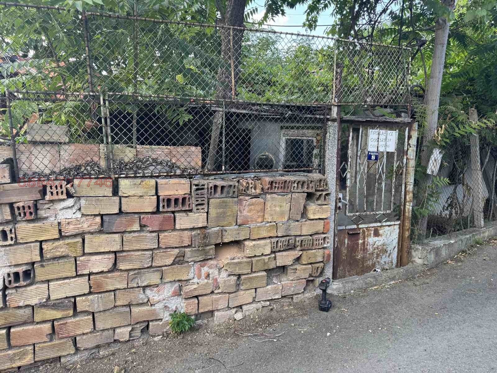 Продава КЪЩА, гр. Айтос, област Бургас, снимка 2 - Къщи - 56475230
