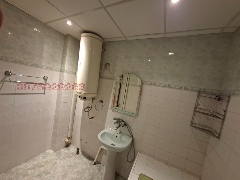 Продава 3-СТАЕН, гр. Плевен, Идеален център, снимка 8 - Апартаменти - 52785951