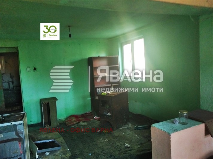 Продава ЕТАЖ ОТ КЪЩА, гр. Игнатиево, област Варна, снимка 3 - Етаж от къща - 53689054