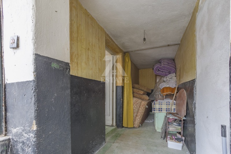 Продава КЪЩА, с. Владо Тричков, област София област, снимка 4 - Къщи - 52408158