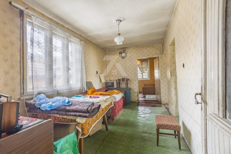 Продава КЪЩА, с. Владо Тричков, област София област, снимка 6 - Къщи - 52408158