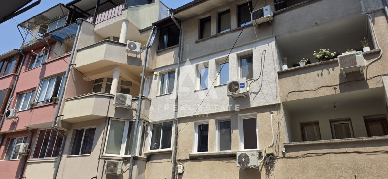 Продается  2 спальни Плевен , Широк център , 86 кв.м | 30902299 - изображение [17]
