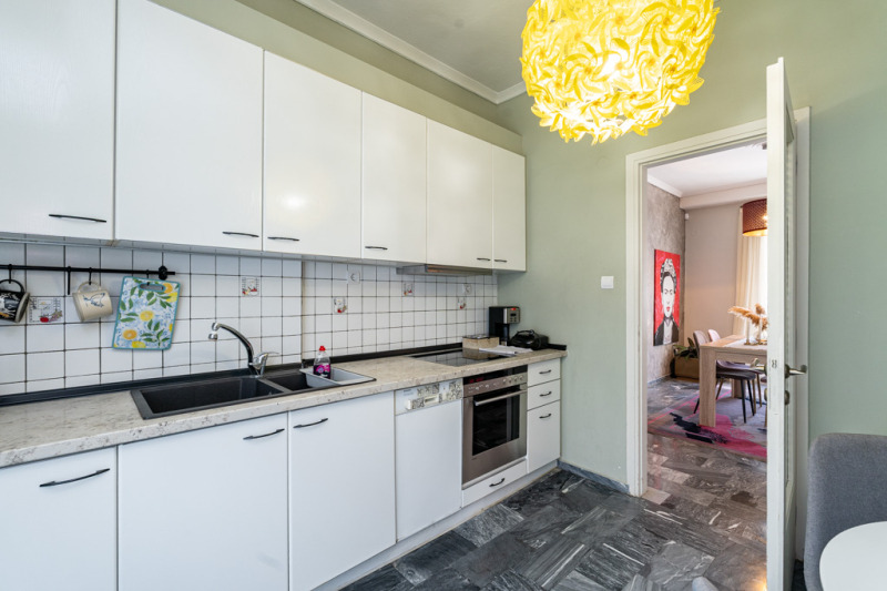 Продава МНОГОСТАЕН, гр. Бургас, Център, снимка 7 - Апартаменти - 54538440