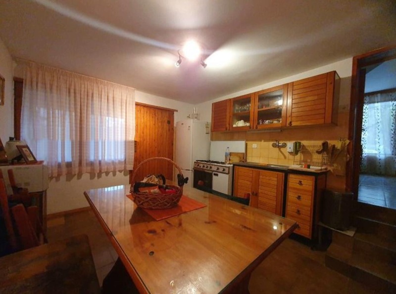 Продава КЪЩА, гр. Костенец, област София област, снимка 2 - Къщи - 52523541