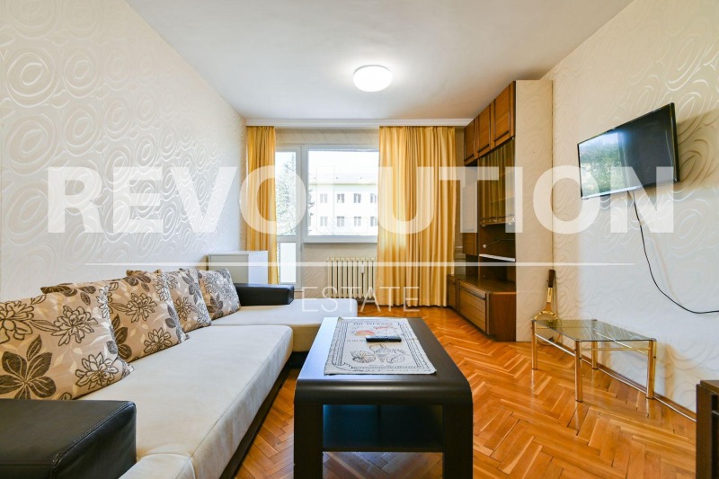 Продава 3-СТАЕН в град София, Център - 84 кв.м / 410 000 € » 801 890.30 лв., РЕВОЛЮШЪН ЕСТЕЙТ