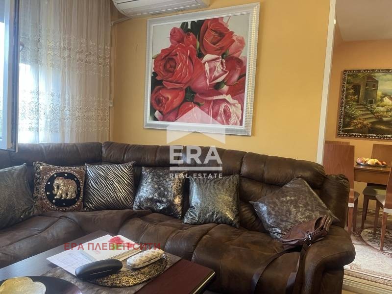 Продава 3-СТАЕН, гр. Плевен, Идеален център, снимка 2 - Апартаменти - 52559459