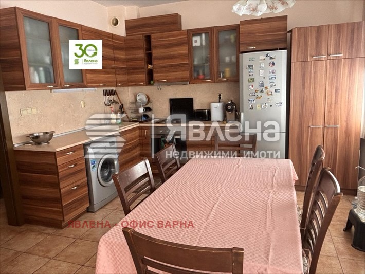 Продава КЪЩА, гр. Варна, м-т Долна Трака, снимка 2 - Къщи - 56379723